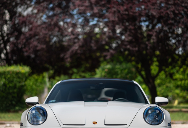 Porsche 992 GT3 Touring