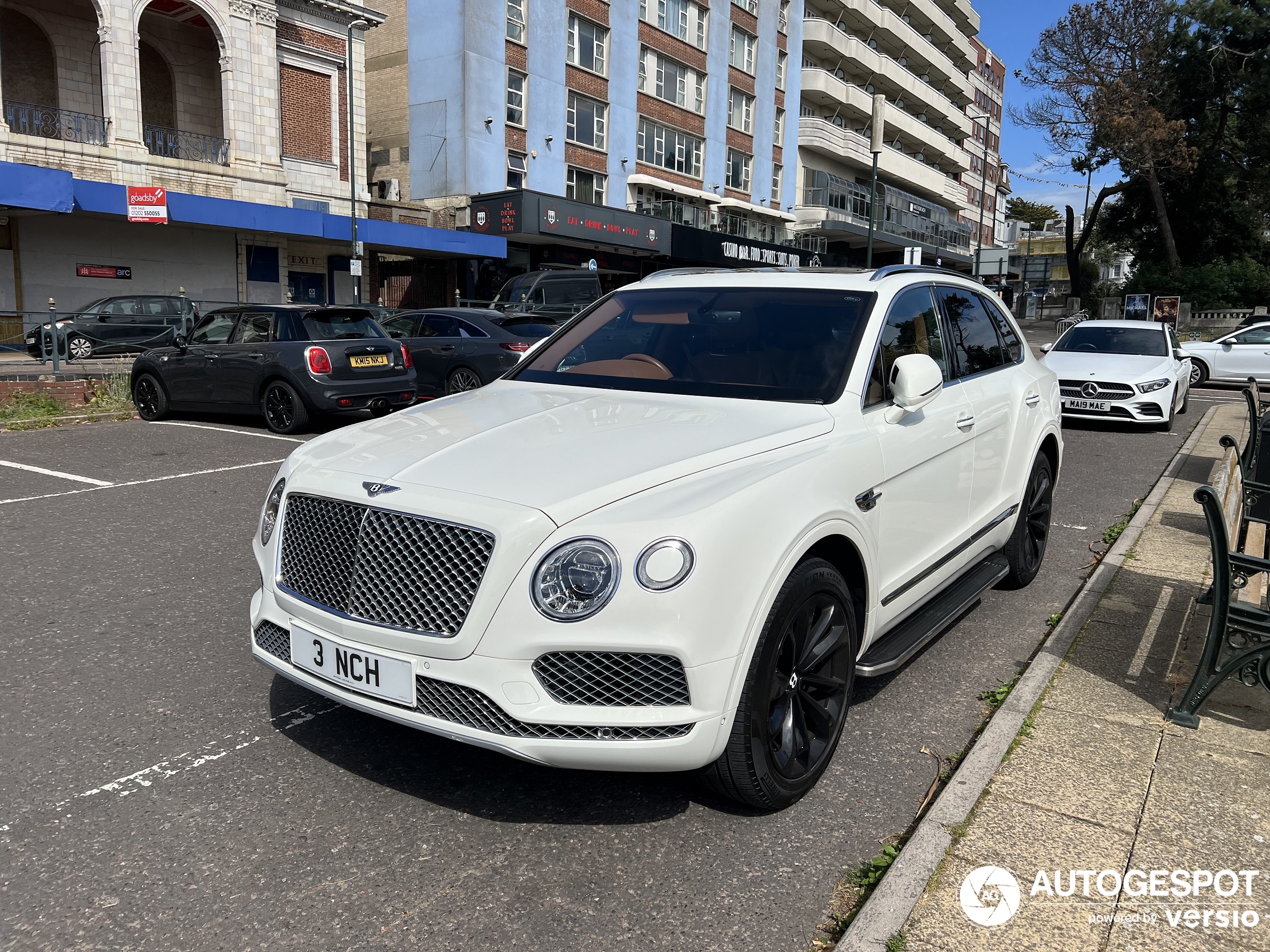 Bentley Bentayga V8