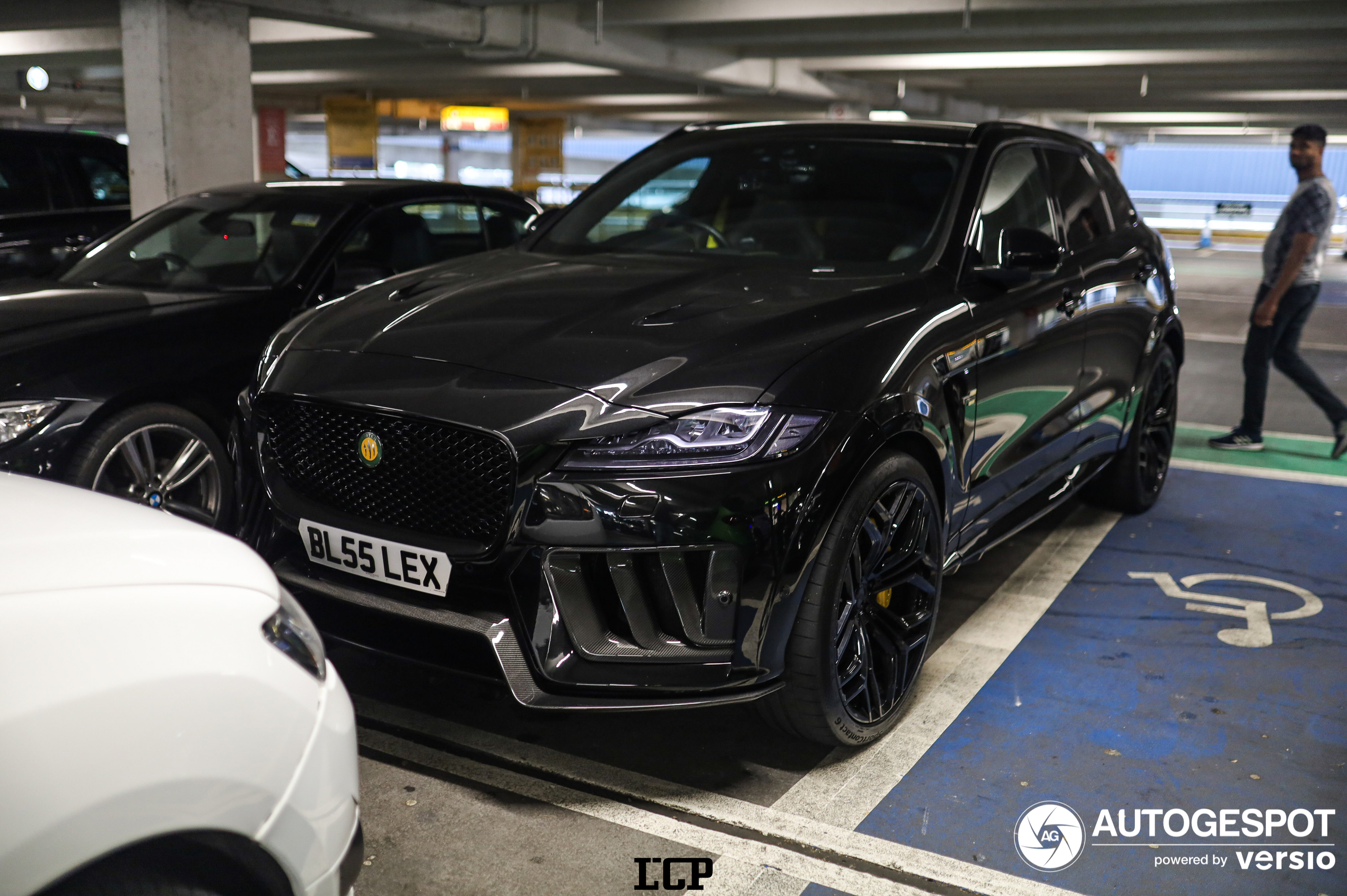 Jaguar F-PACE SVR Lister Stealth