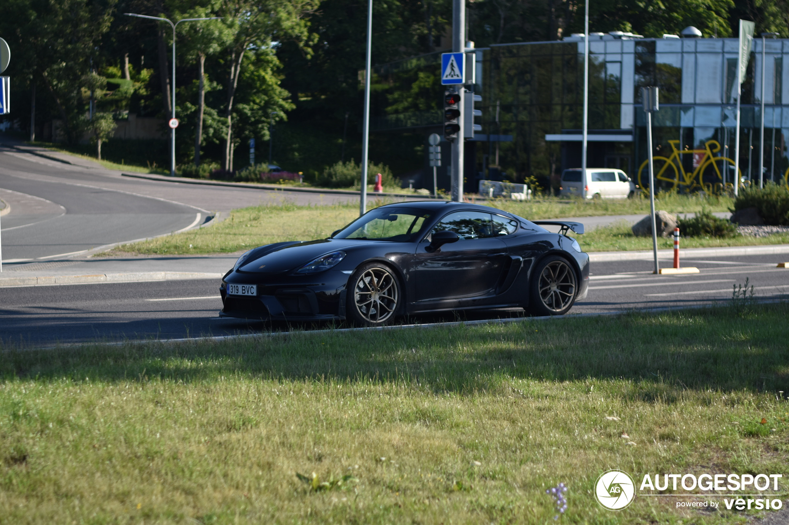 Porsche 718 Cayman GT4