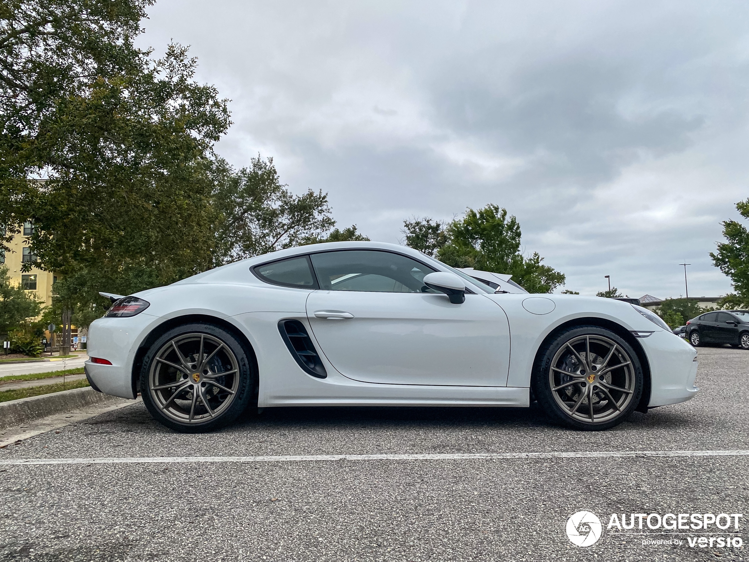 Porsche 718 Cayman S