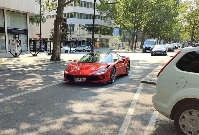 Ferrari F8 Spider