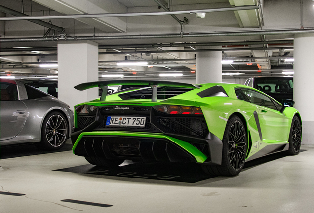 Lamborghini Aventador LP750-4 SuperVeloce