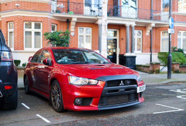 Mitsubishi Lancer Evolution X FQ-330 SST