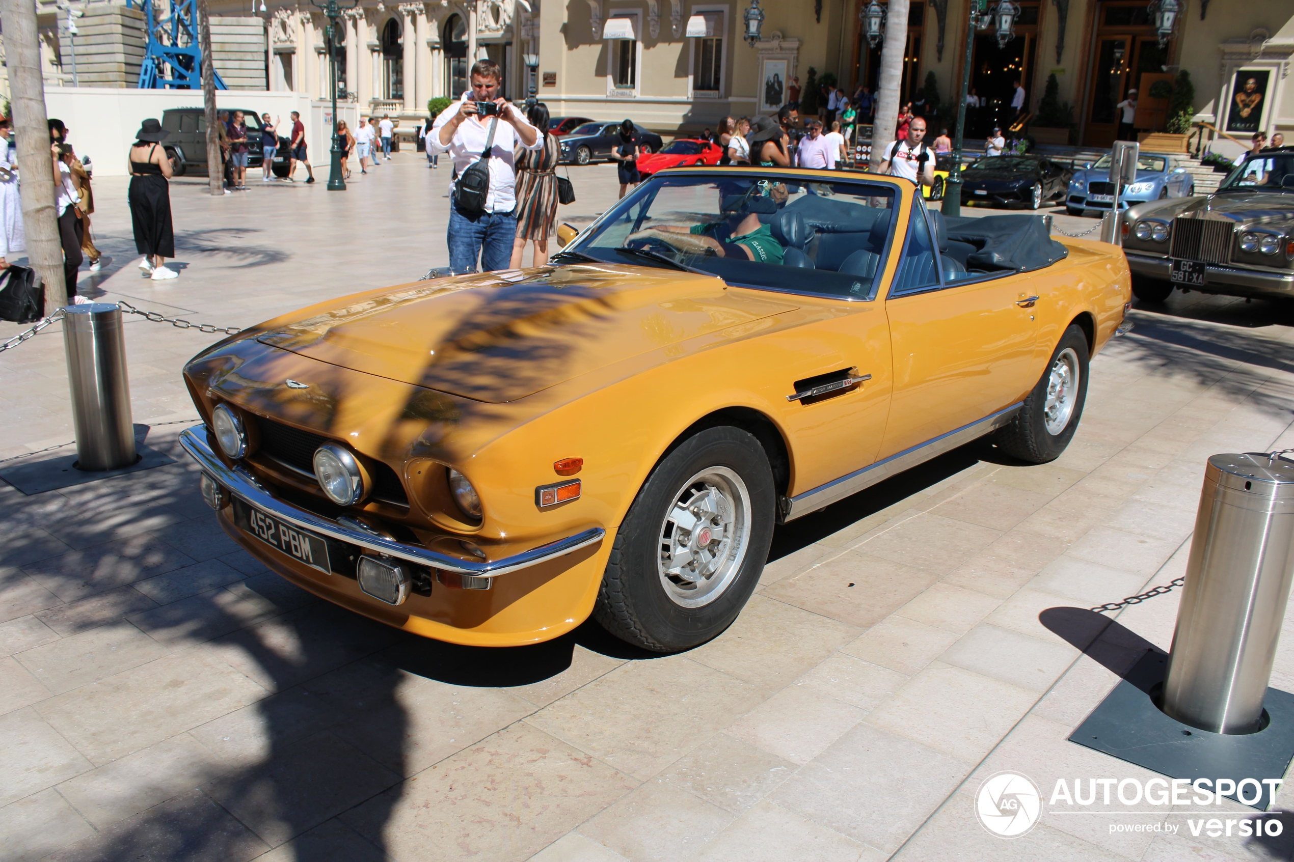 Aston Martin V8 Volante Series 1 (1978-1986)