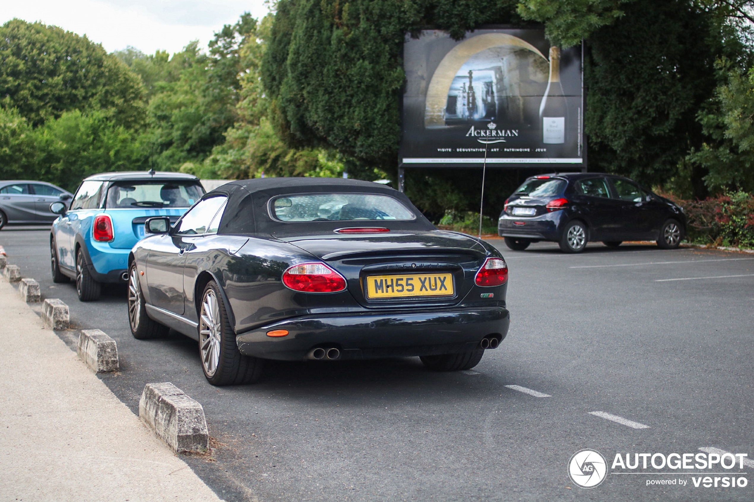 Jaguar XKR Convertible