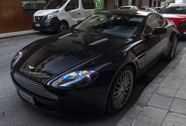 Aston Martin V8 Vantage