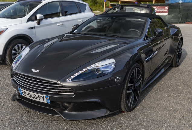 Aston Martin Vanquish Volante