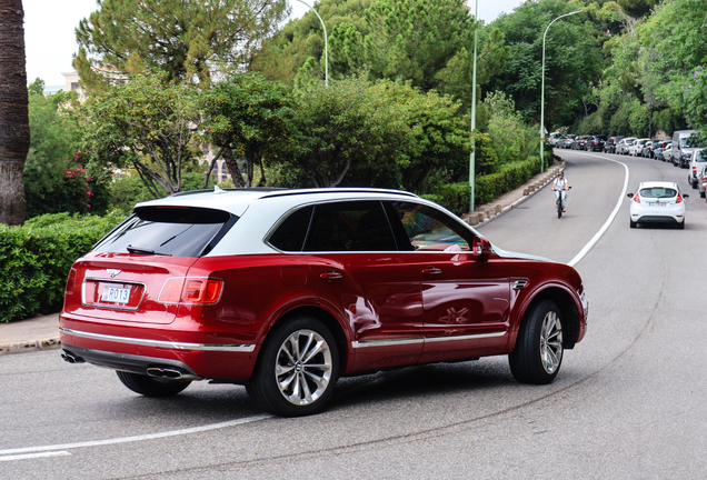 Bentley Bentayga V8