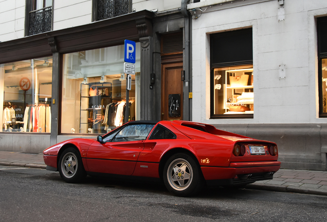 Ferrari 328 GTS