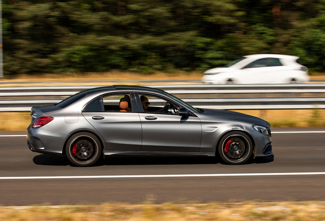 Mercedes-AMG C 63 S W205