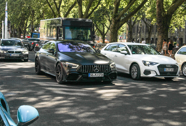 Mercedes-AMG GT 63 S X290