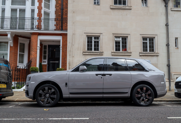 Rolls-Royce Cullinan Black Badge