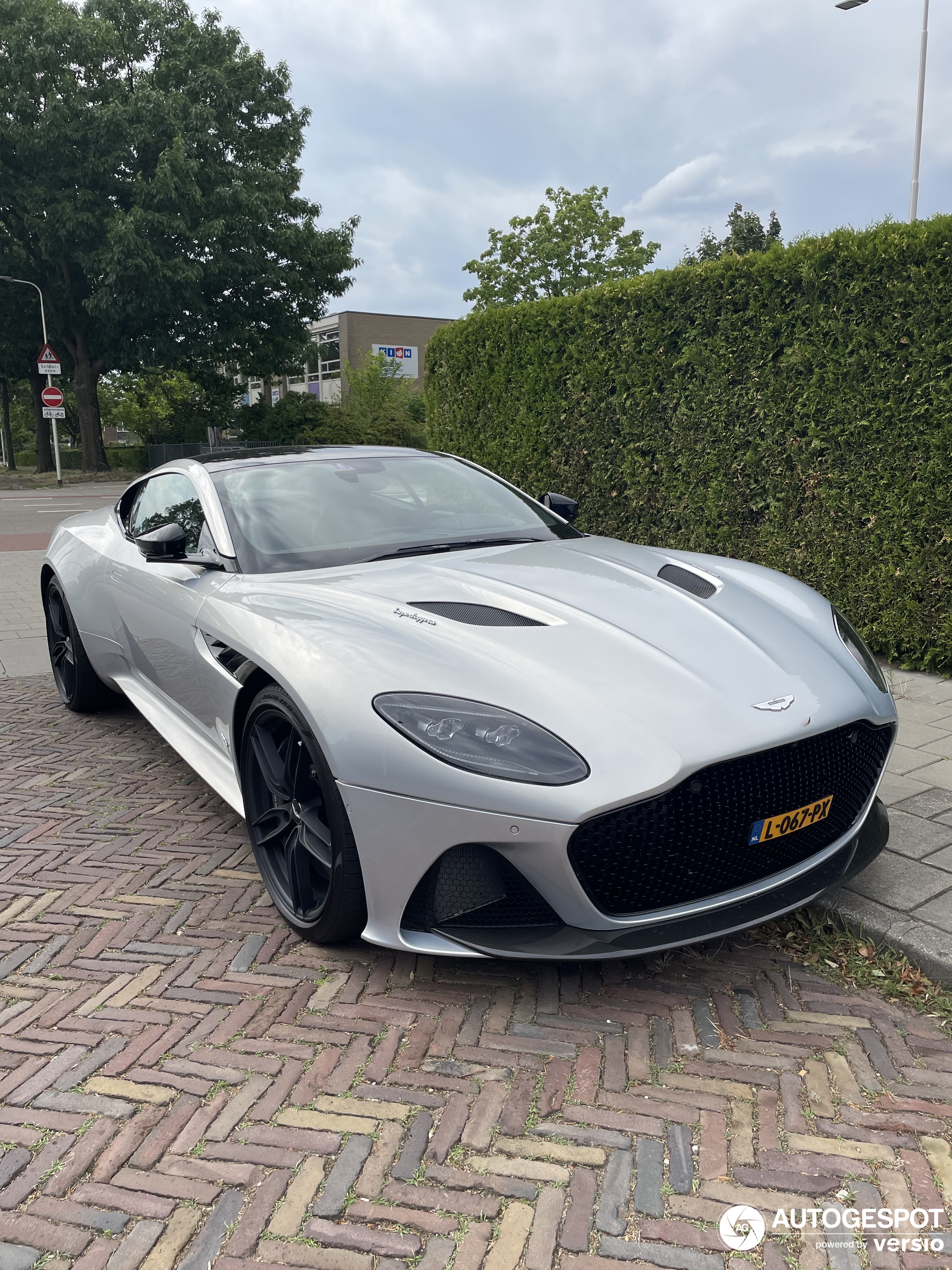 Aston Martin DBS Superleggera