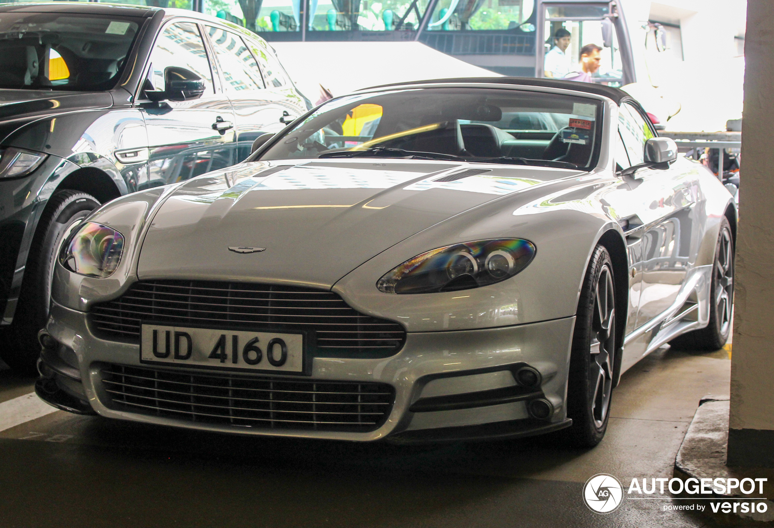 Aston Martin Mansory V8 Vantage Roadster