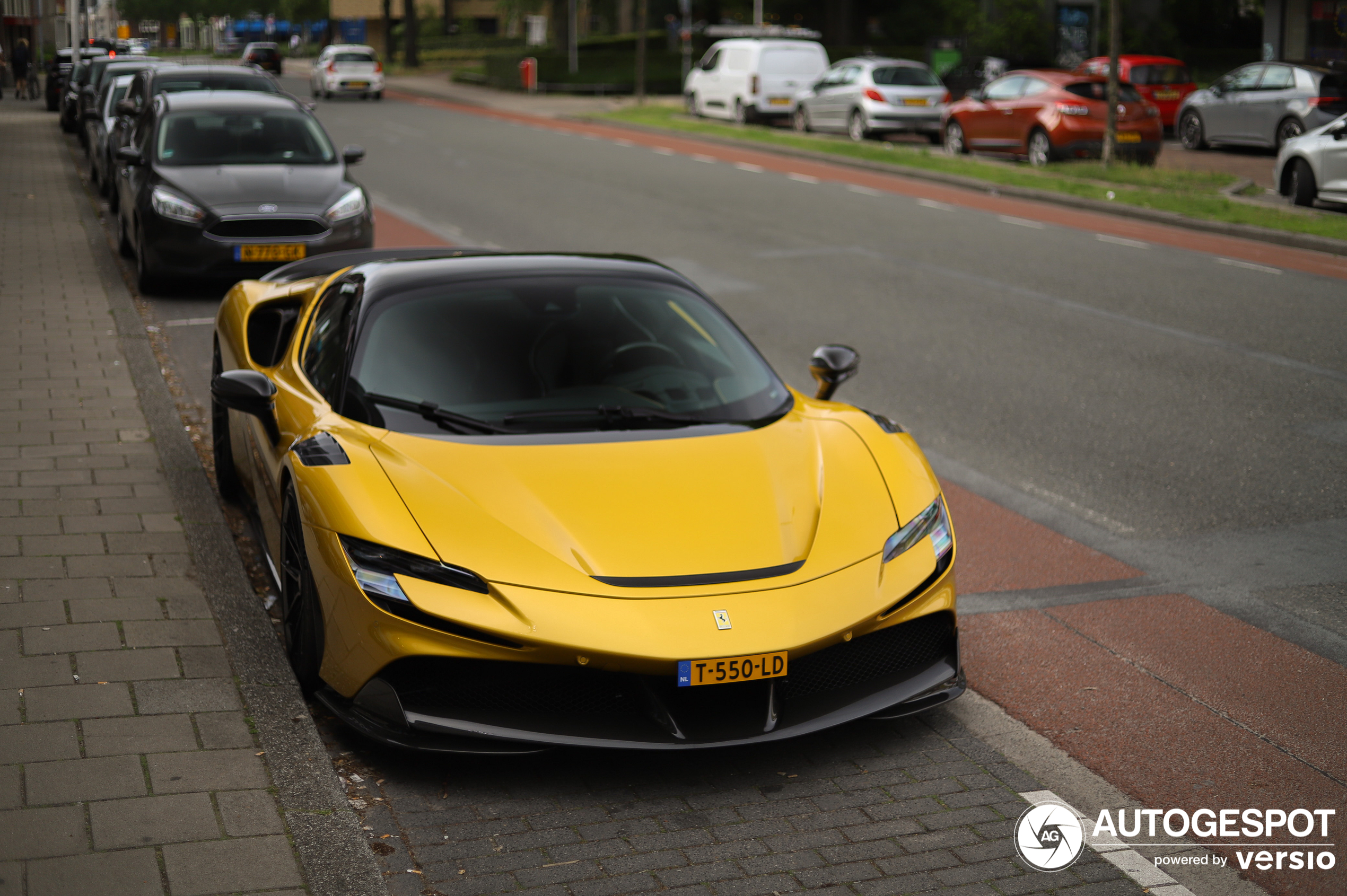 Ferrari SF90 Spider Assetto Fiorano Novitec Rosso