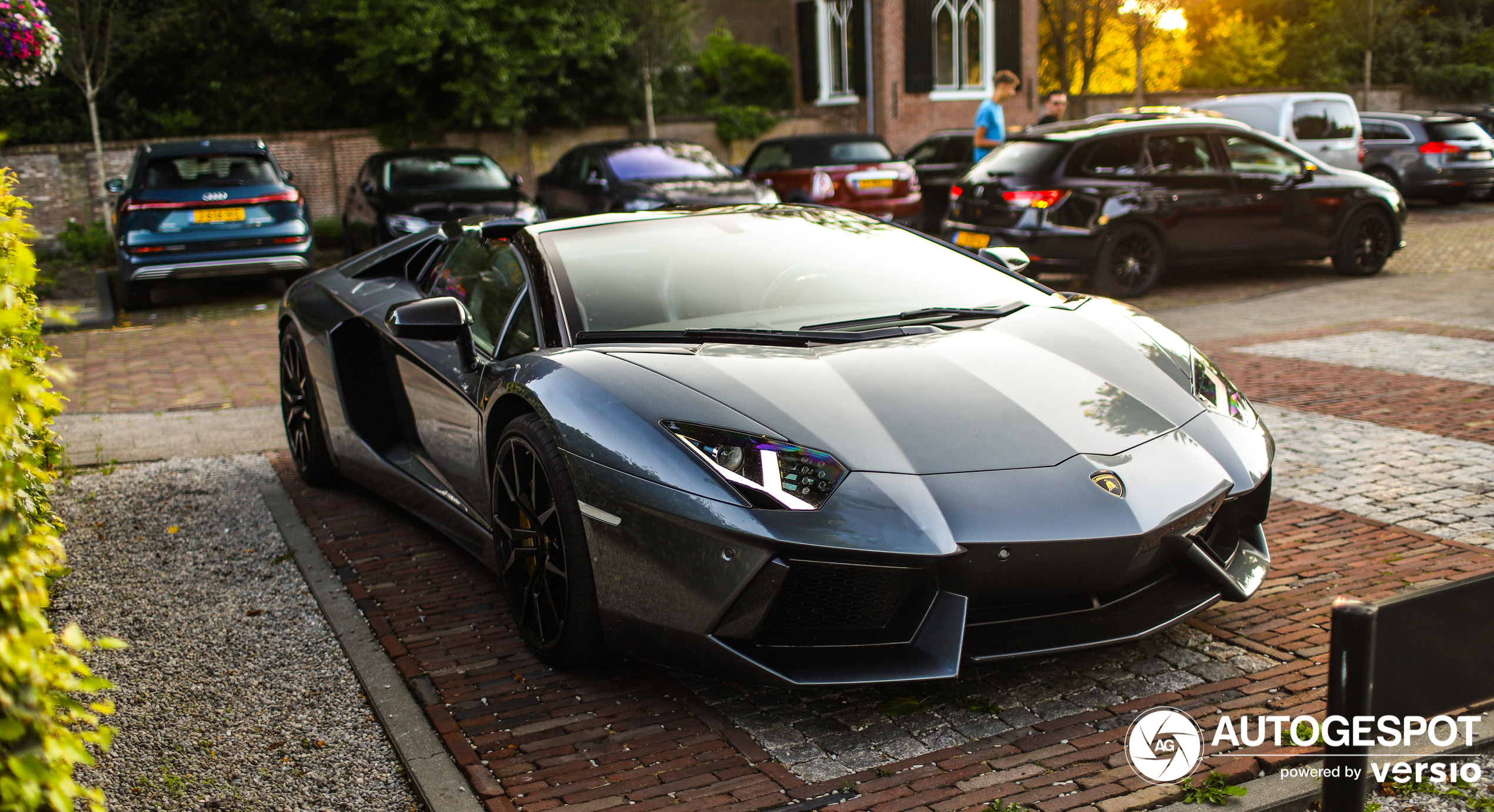 Lamborghini Aventador LP700-4 Roadster