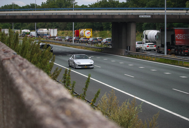 Ferrari GTC4Lusso T