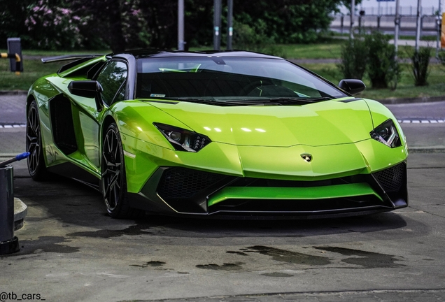 Lamborghini Aventador LP750-4 SuperVeloce Roadster