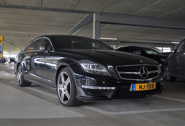 Mercedes-Benz CLS 63 AMG X218 Shooting Brake