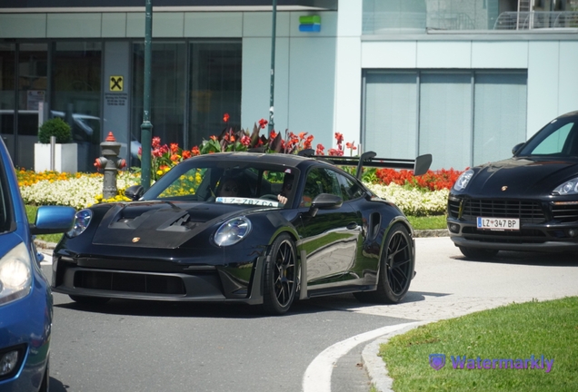 Porsche 992 GT3 RS Weissach Package