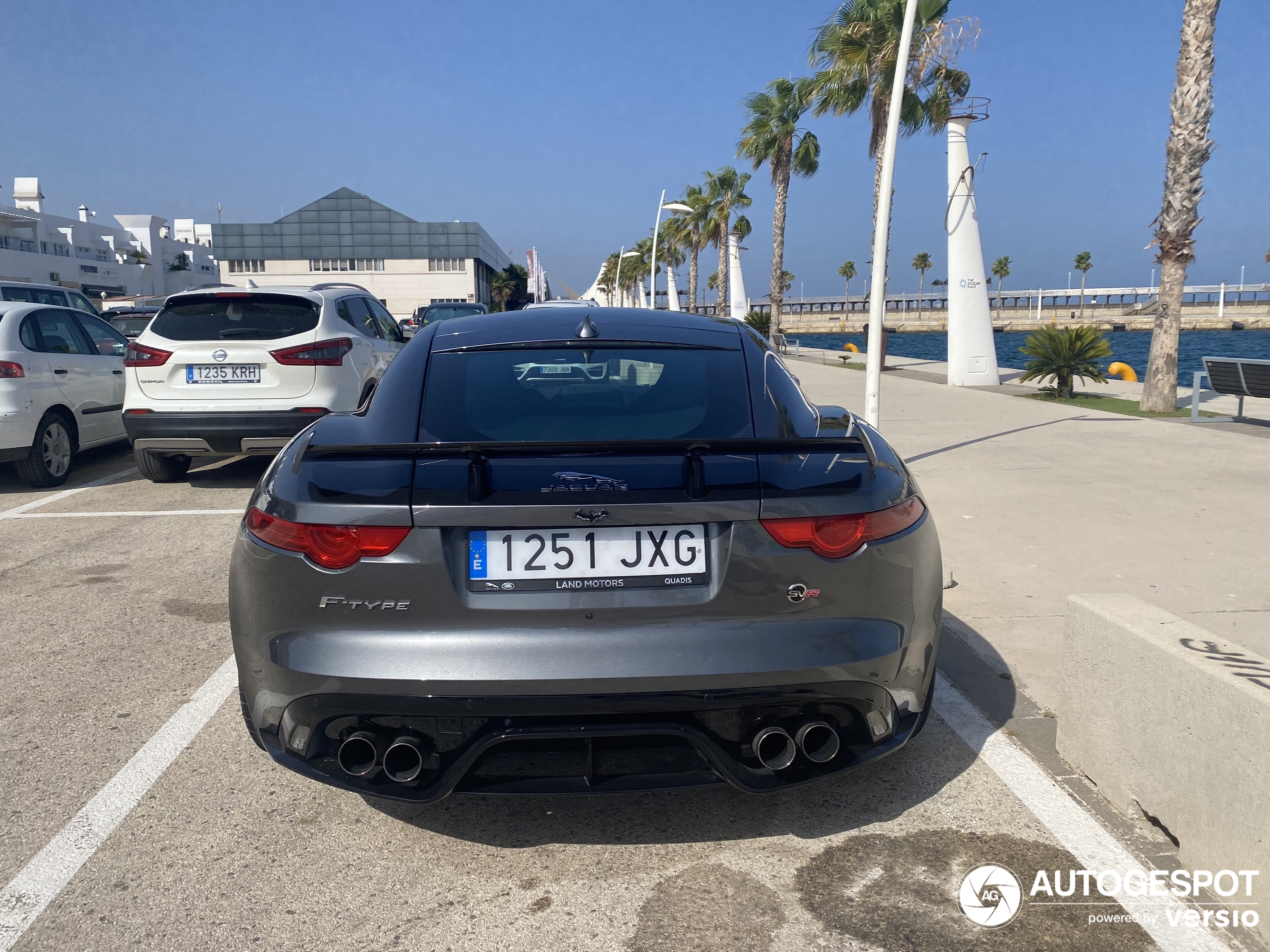 Jaguar F-TYPE SVR Coupé