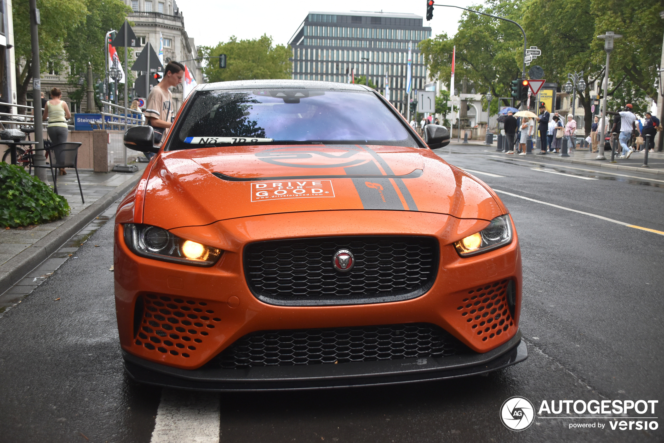 Jaguar XE SV Project 8