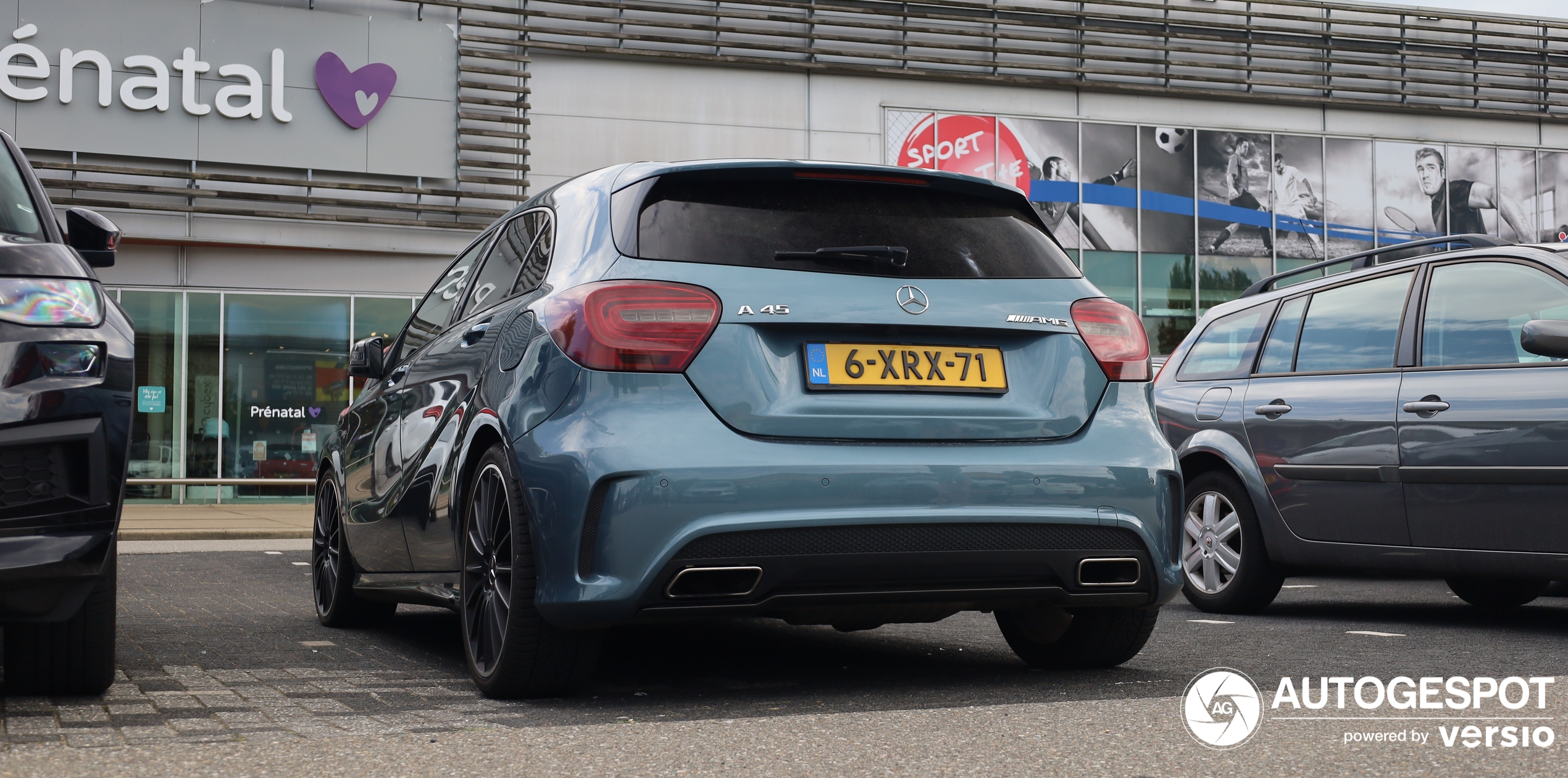 Mercedes-Benz A 45 AMG