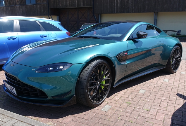 Aston Martin V8 Vantage Formula 1 Edition