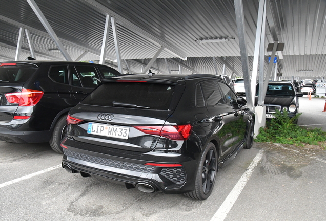 Audi RS3 Sportback 8Y