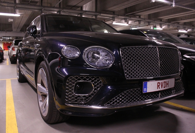 Bentley Bentayga Hybrid 2021 First Edition