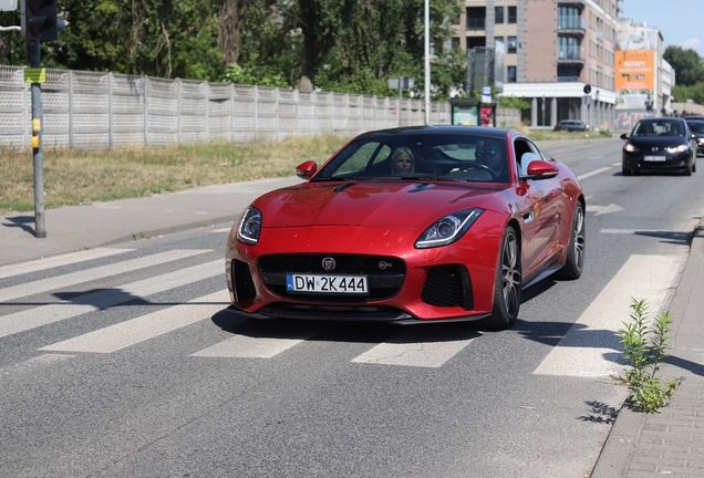 Jaguar F-TYPE R Coupé