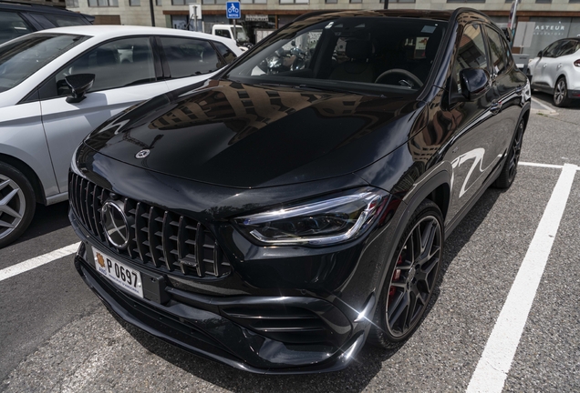 Mercedes-AMG GLA 45 S 4MATIC+ H247