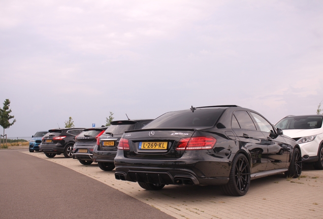 Mercedes-Benz E 63 AMG S W212