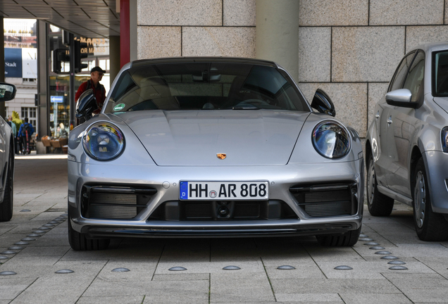 Porsche 992 Carrera GTS