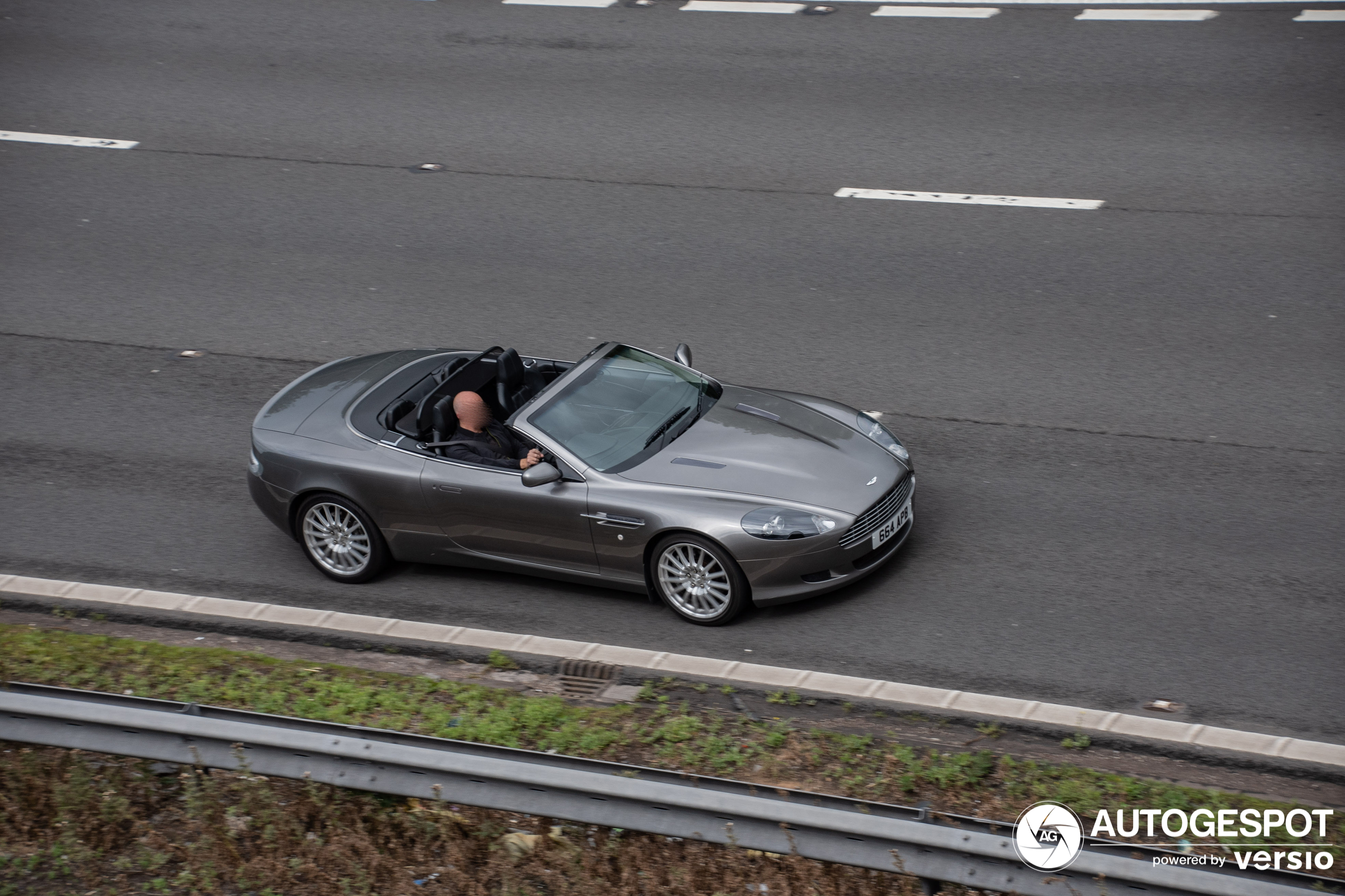 Aston Martin DB9 Volante