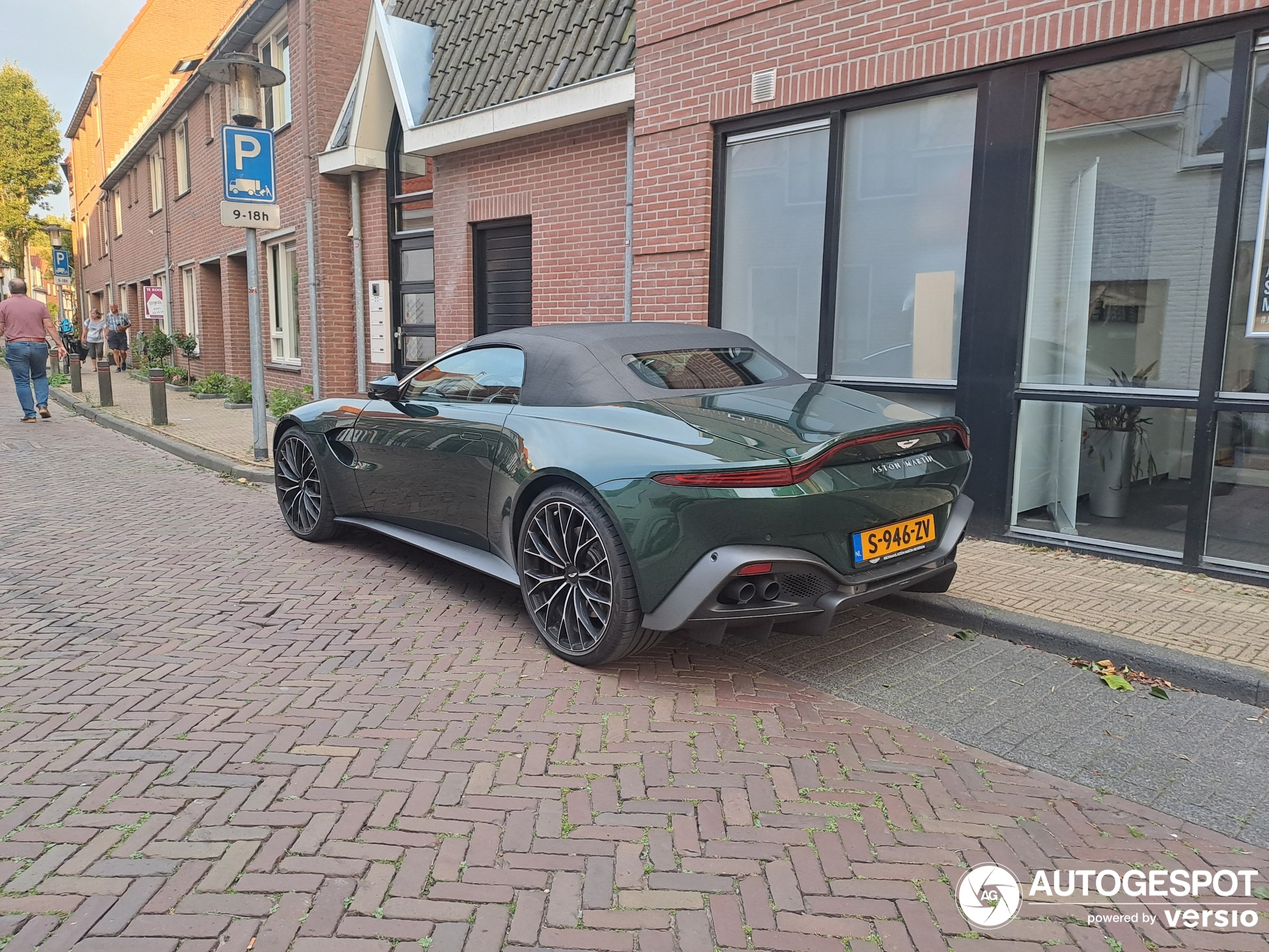 Aston Martin V8 Vantage Roadster 2020