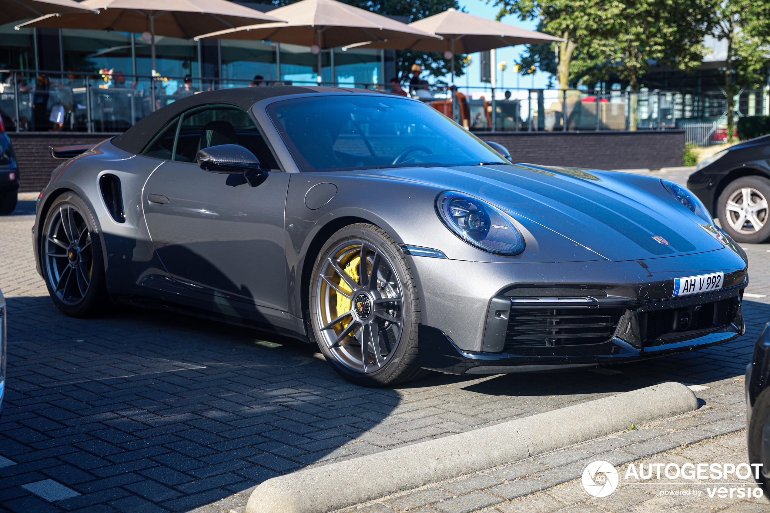 Porsche 992 Turbo S Cabriolet