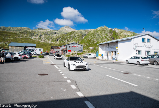 Aston Martin V12 Vantage S