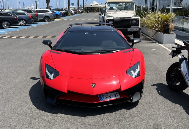 Lamborghini Aventador LP750-4 SuperVeloce Roadster