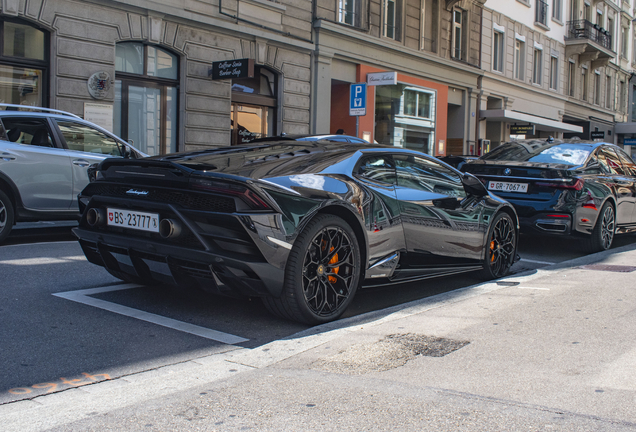 Lamborghini Huracán LP640-4 EVO