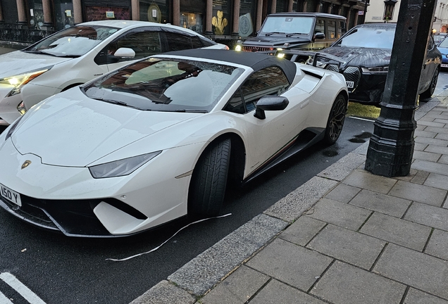 Lamborghini Huracán LP640-4 Performante Spyder