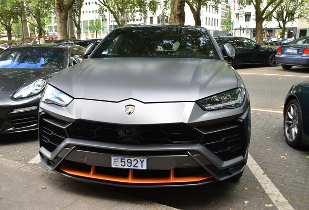 Lamborghini Urus