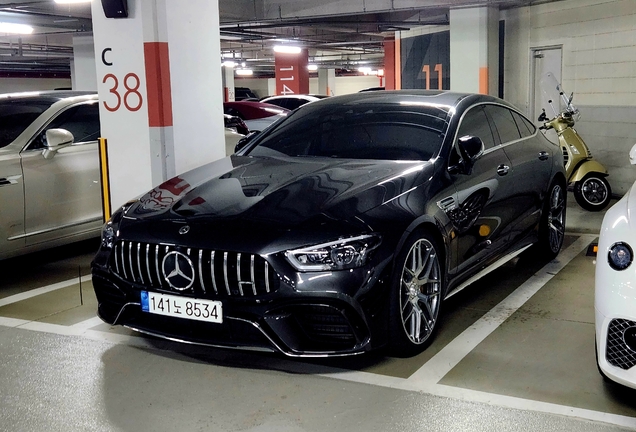 Mercedes-AMG GT 63 S X290