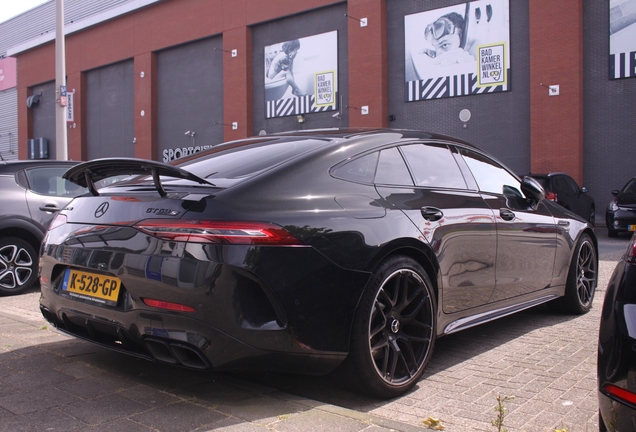 Mercedes-AMG GT 63 S X290