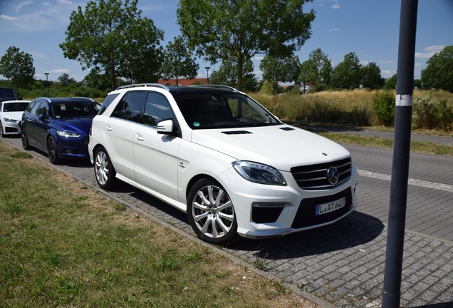 Mercedes-Benz ML 63 AMG W166