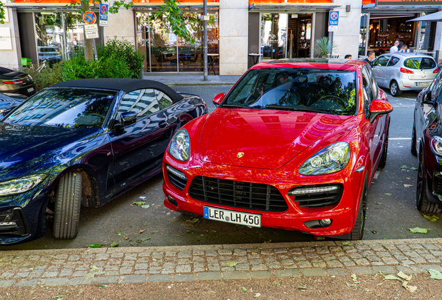 Porsche 958 Cayenne GTS