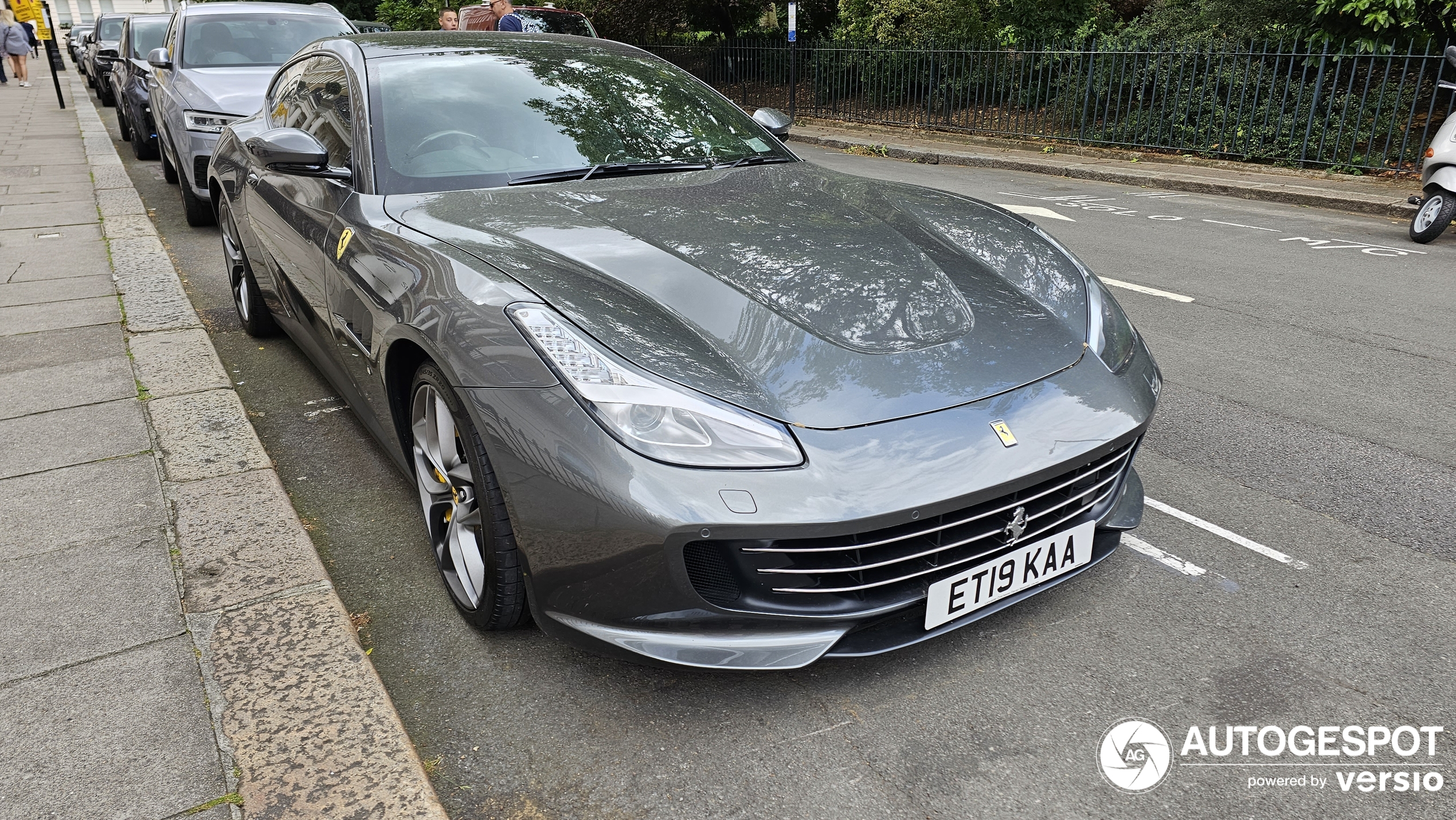 Ferrari GTC4Lusso T