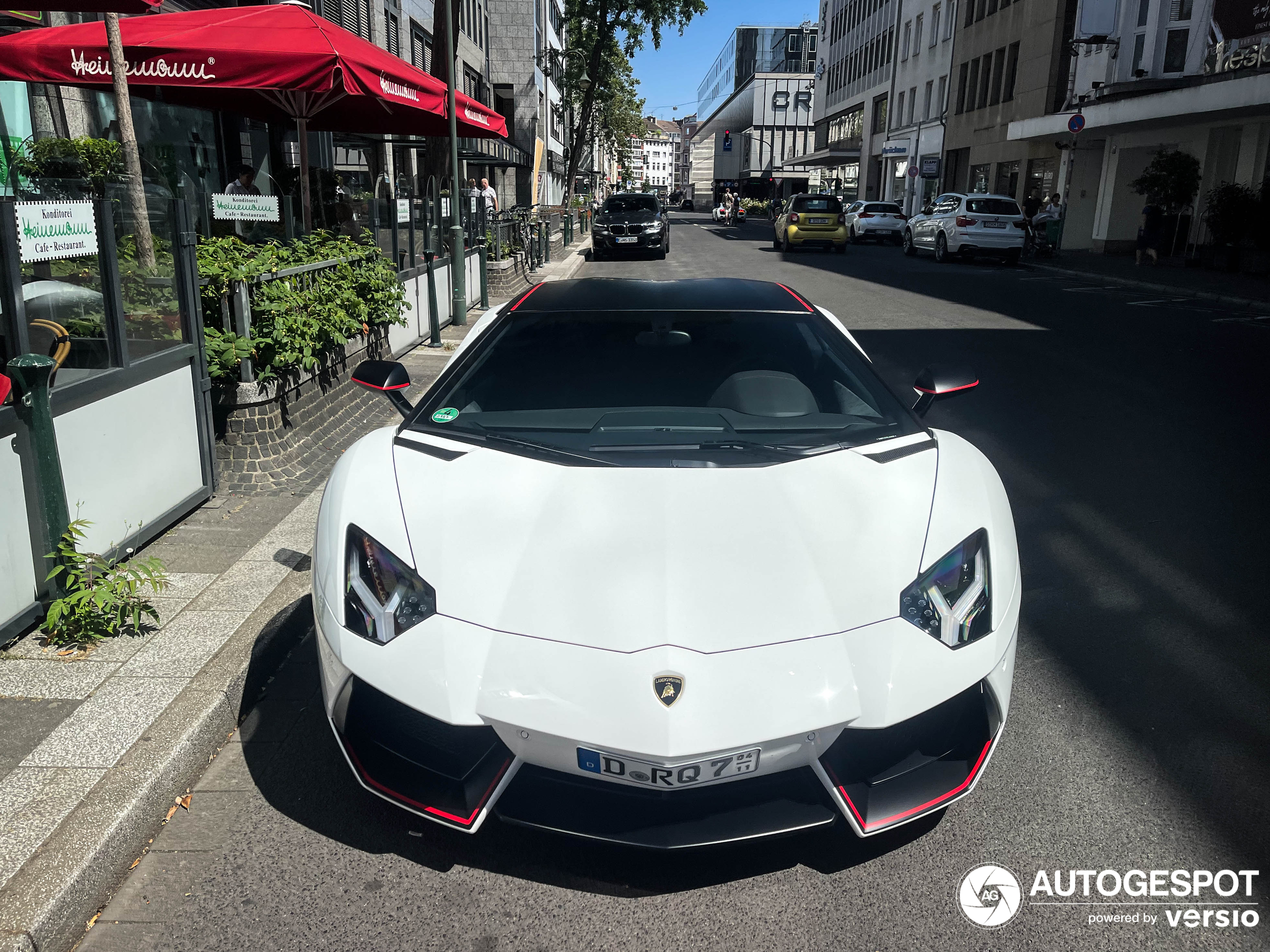 Lamborghini Aventador LP700-4 Pirelli Edition