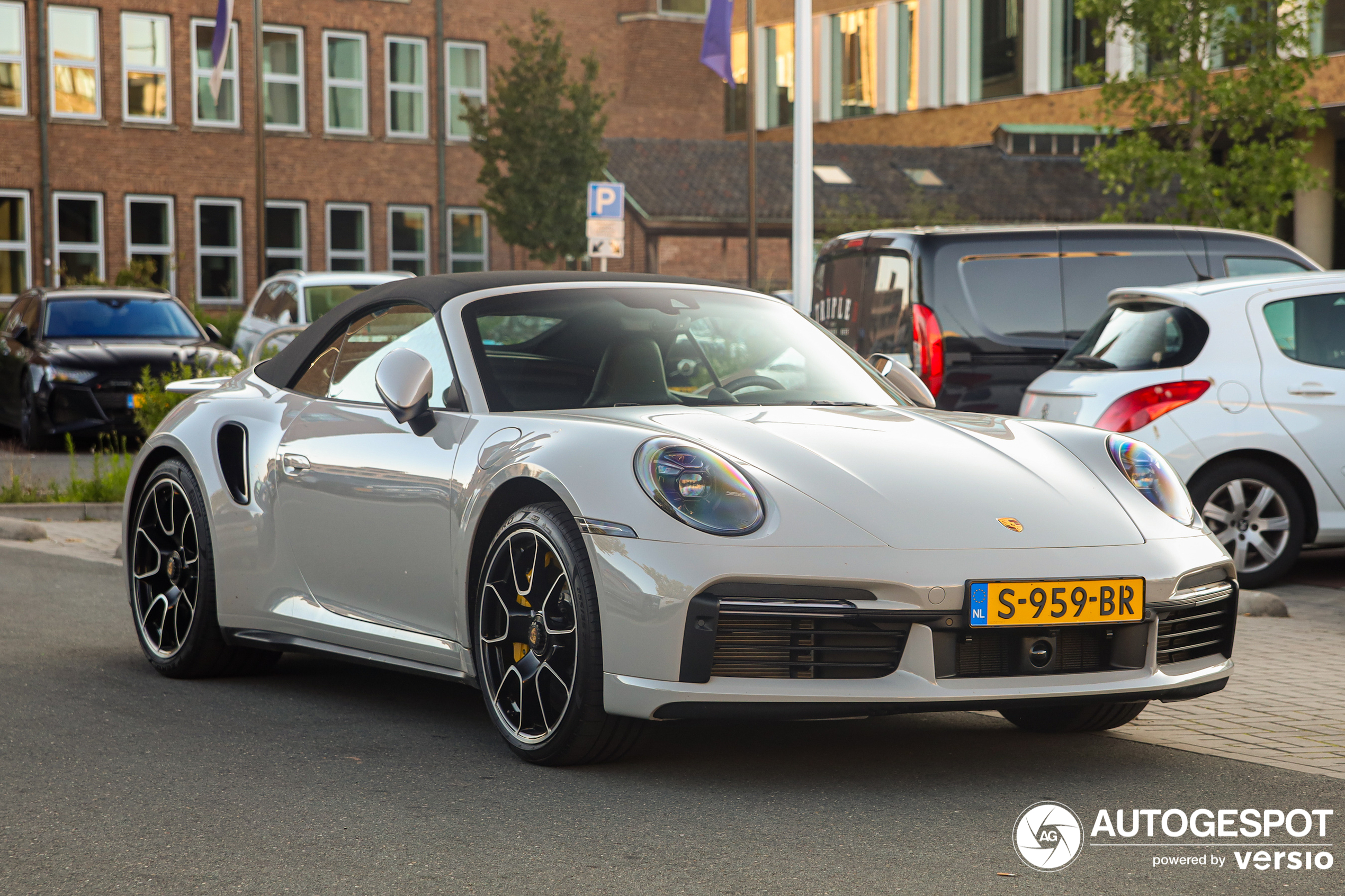 Porsche 992 Turbo S Cabriolet